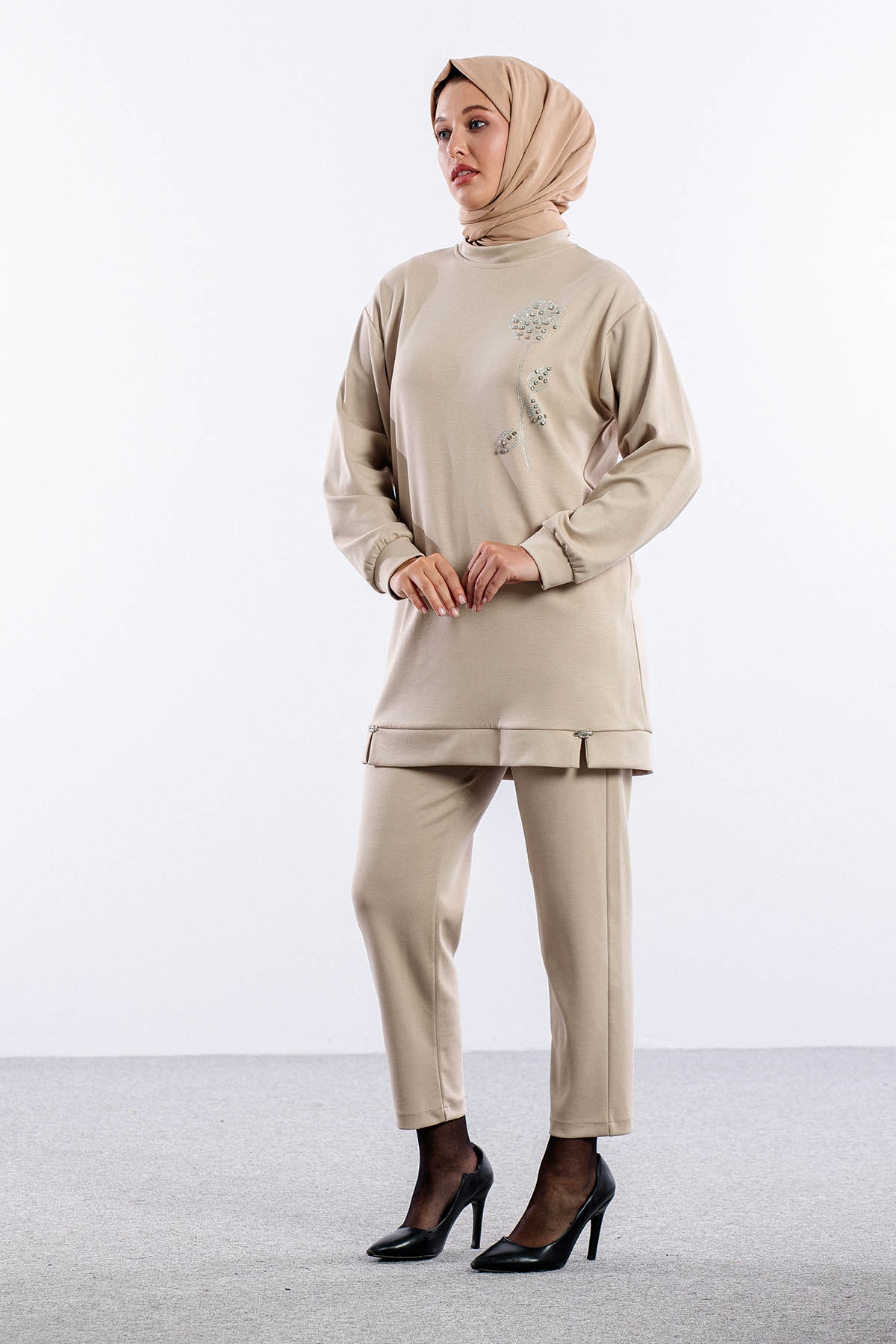 8660 Takim 38-46 Omuzda Gul Desen Tas - Tas - 3