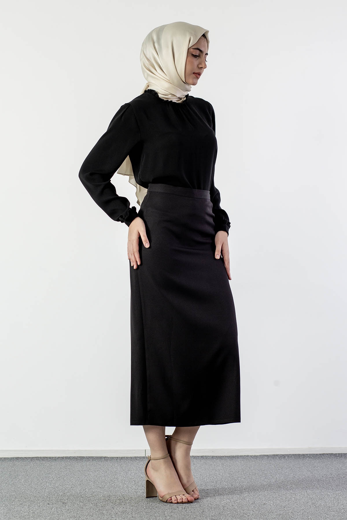 9189-25 Kalem Etek 38-46 - Siyah - - 4