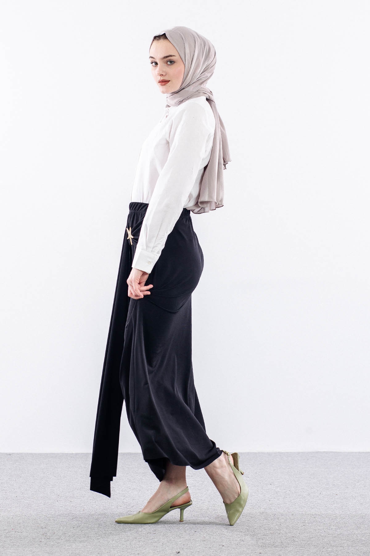 9526-00 Etek 36-42 Yildiz Sandy Kumas - Siyah - 3