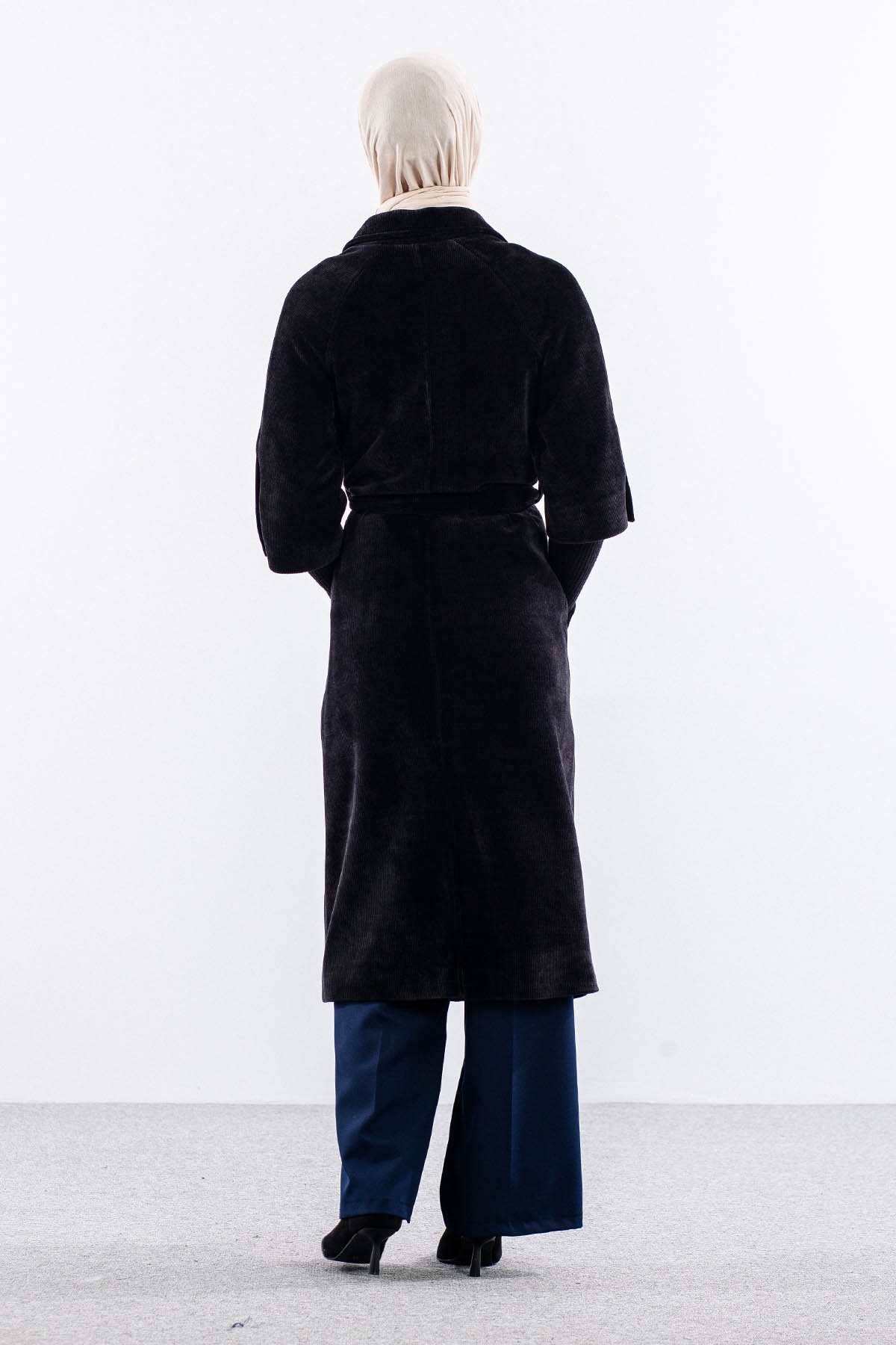 D-1478 Kadife Kaban 38-44 Cift Kol - Siyah - 4