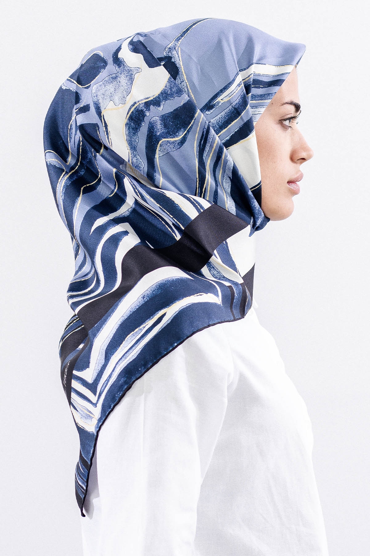 Dg11116 İpek Eşarp 90*90 Tvil - Lacivert - 1