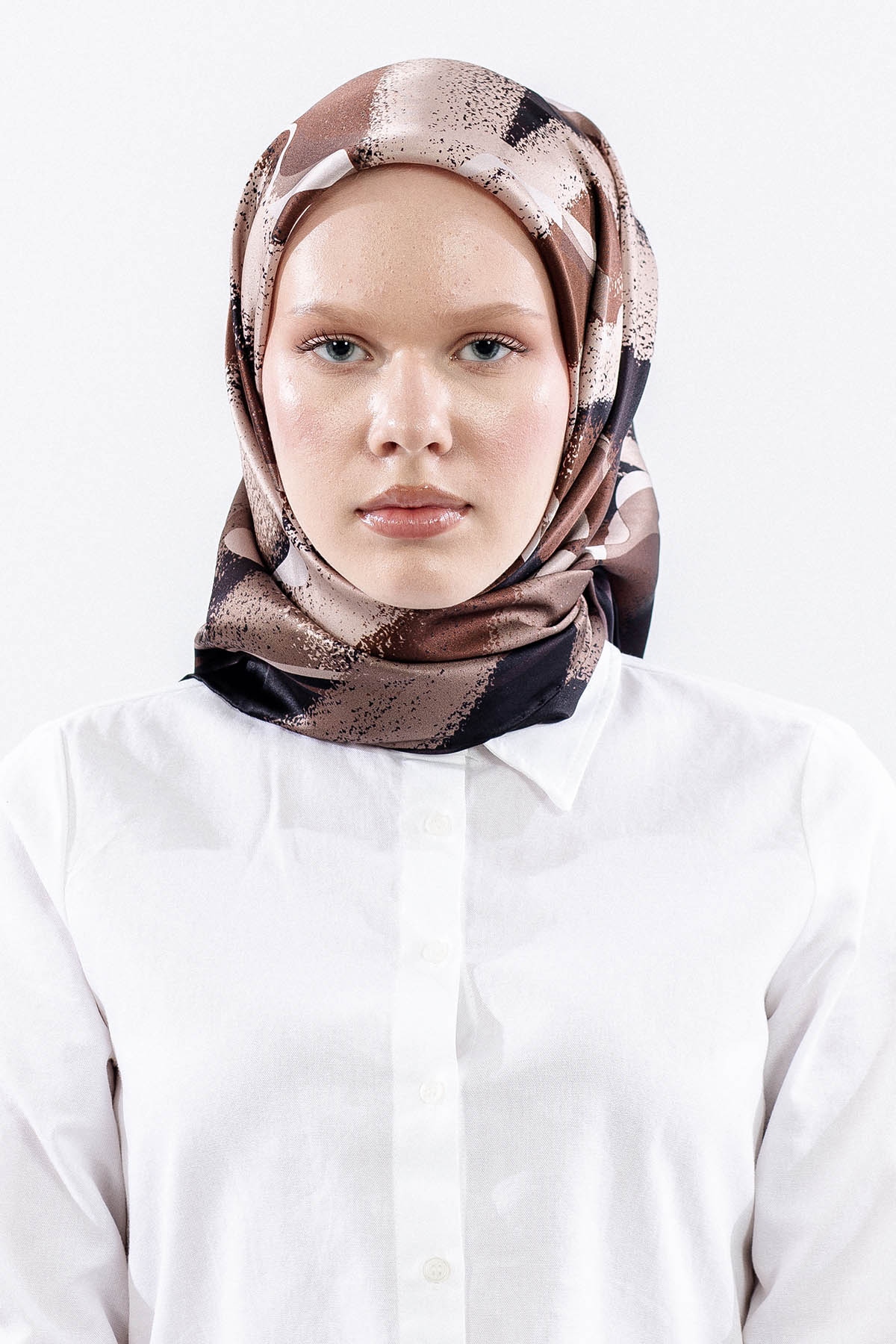 Dg11122 İpek Eşarp 90*90 Sura - Siyah - 1