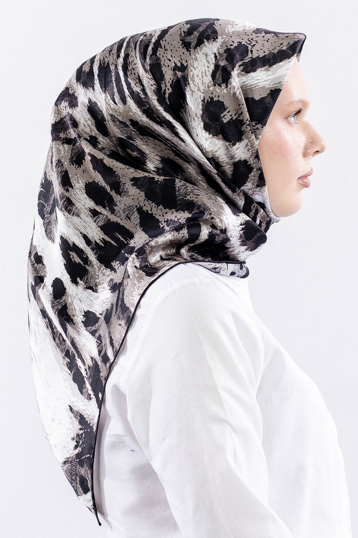 Dg11465 İpek Eşarp 90*90 Sura Dokuma - Siyah_gri - 3