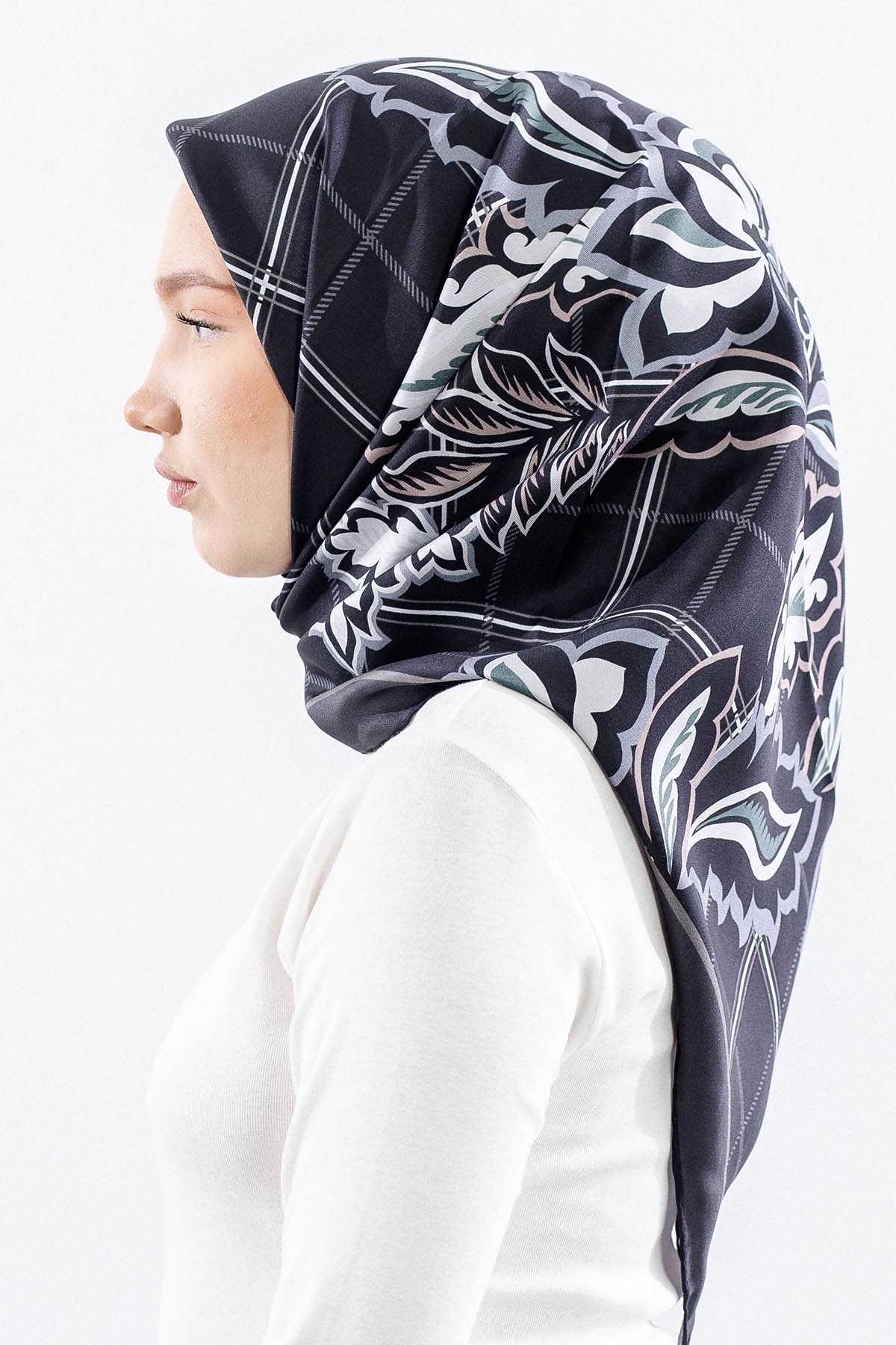 Dg14815 İpek Eşarp Kare Yaprak Tvil Kumas - Siyah - 3