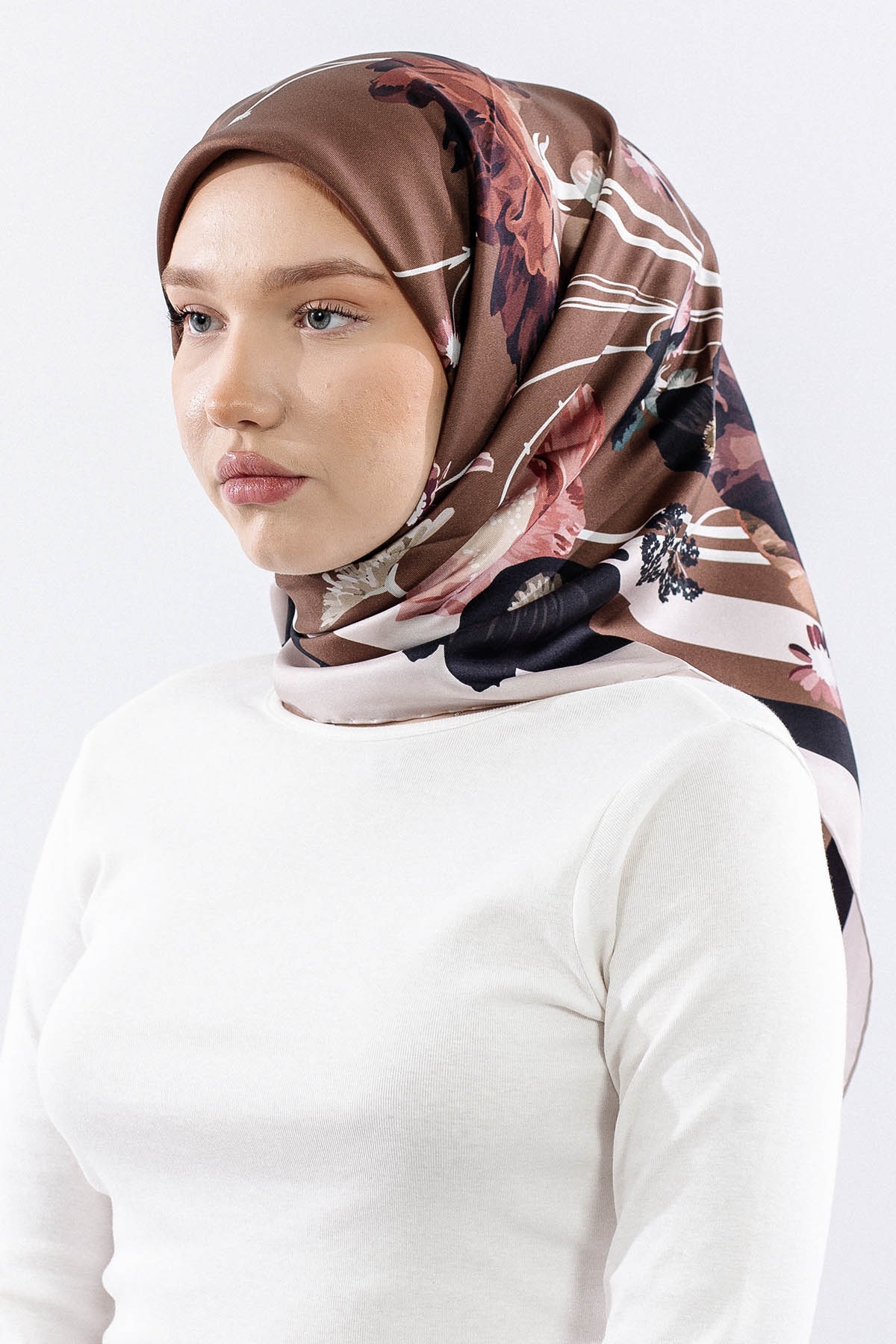 Dg14821 İpek Eşarp Nilufer Tvil Kumas - Kahve - 2