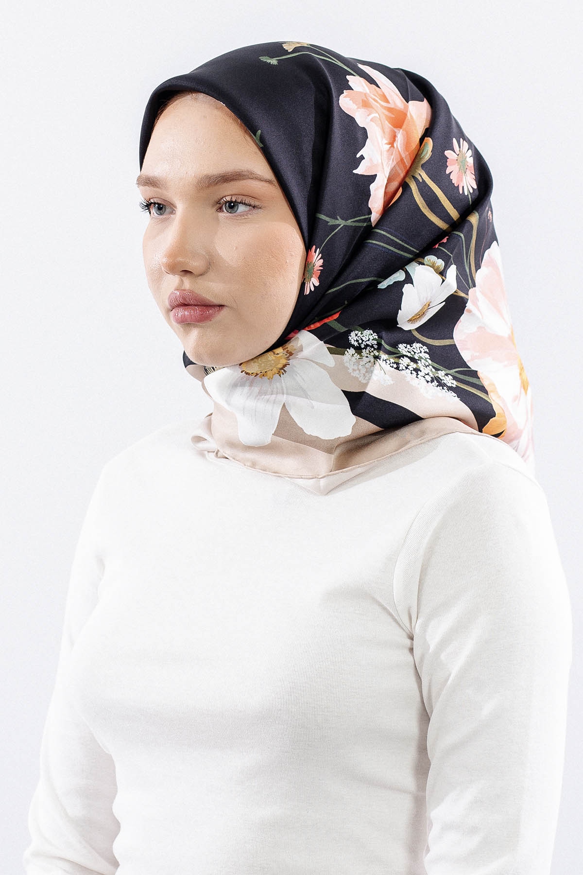 Dg14821 İpek Eşarp Nilufer Tvil Kumas - Siyah - 2