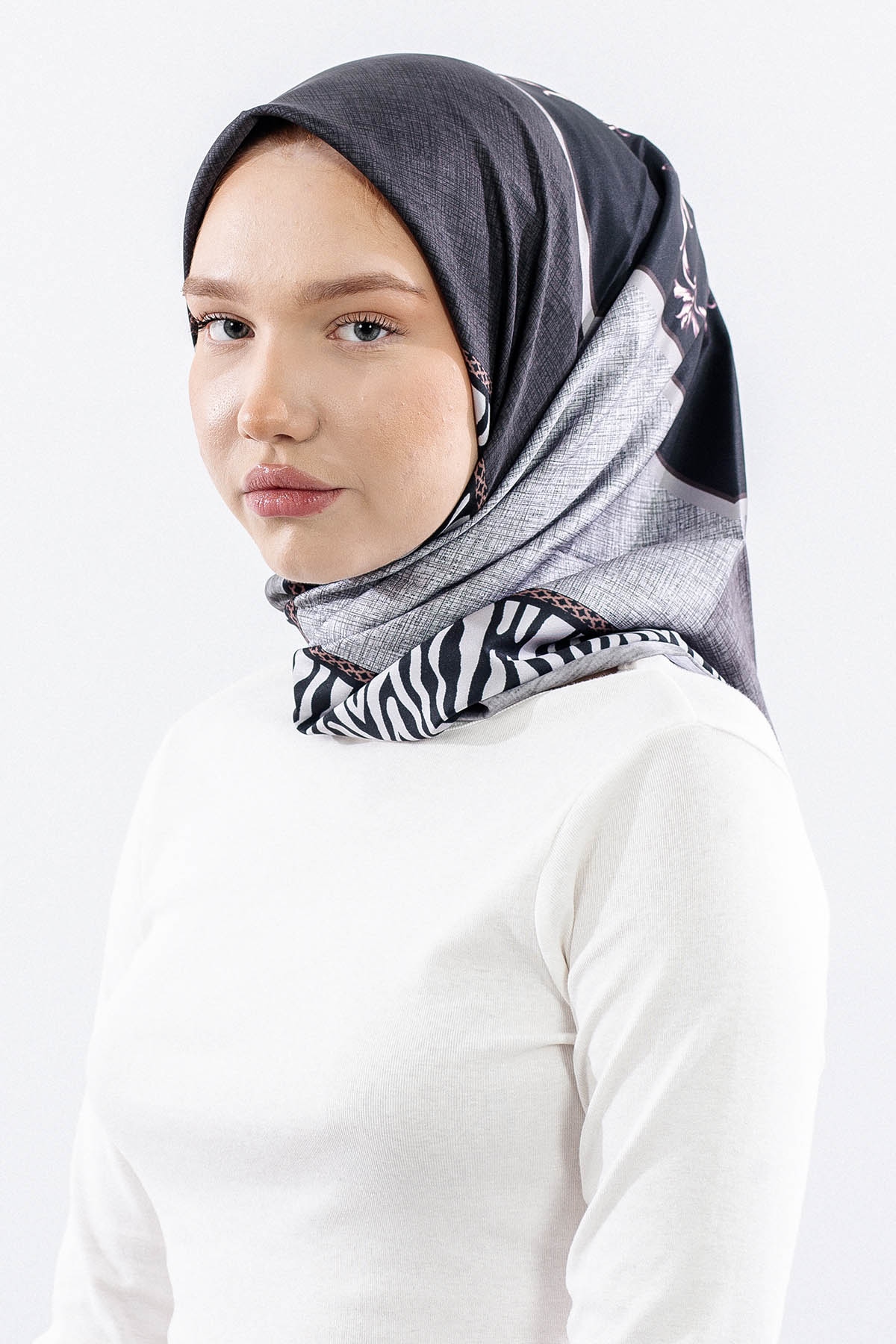 Dg14824 Eşarp Polyester Kumas Zincir Desen - Siyah_gri - 2