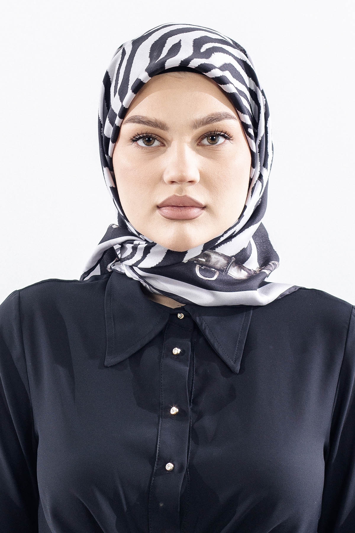 Dg14827 İpek Eşarp Tvil Kumas Zincir Zebra Desen - Gri - 1