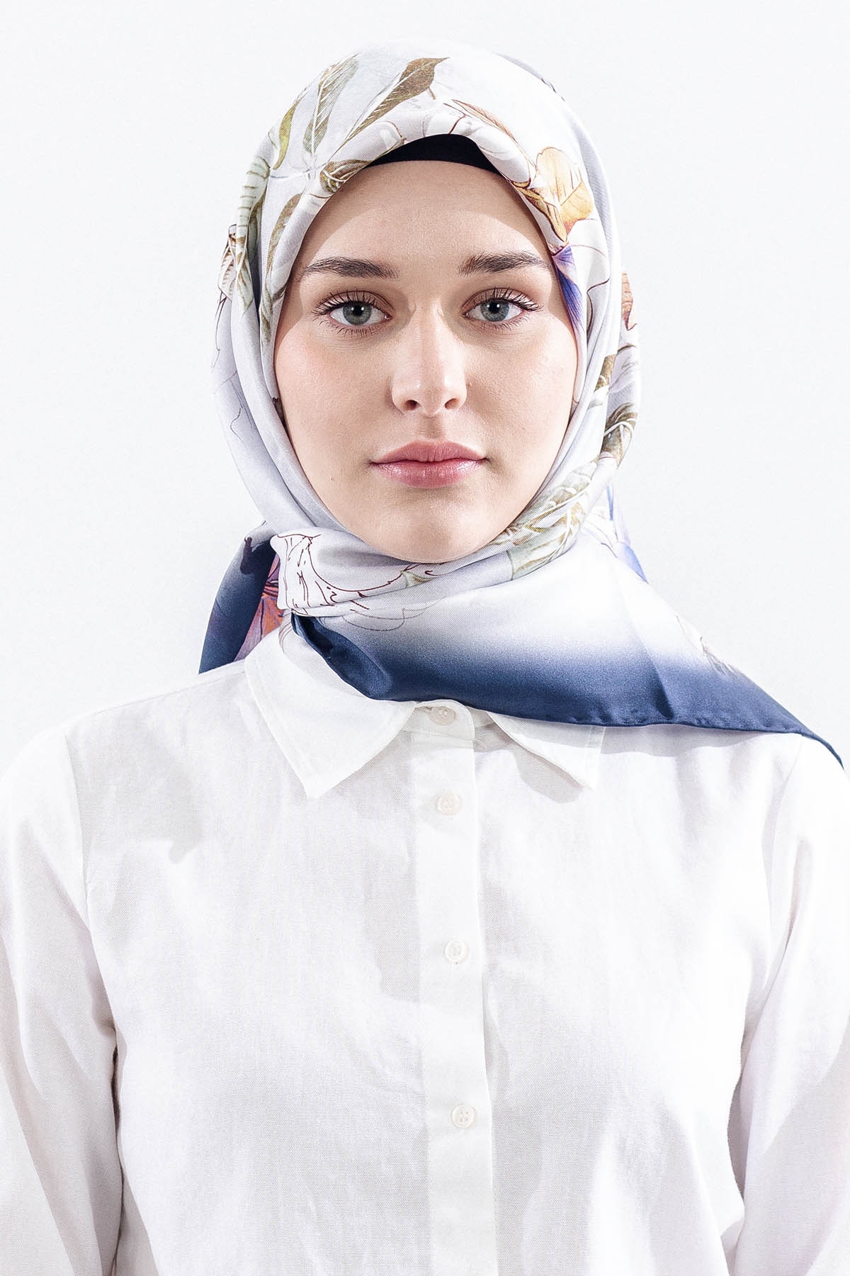 Dg14828 İpek Eşarp Sura Kumas Cicek Dali - Ekru_lacivert - 1