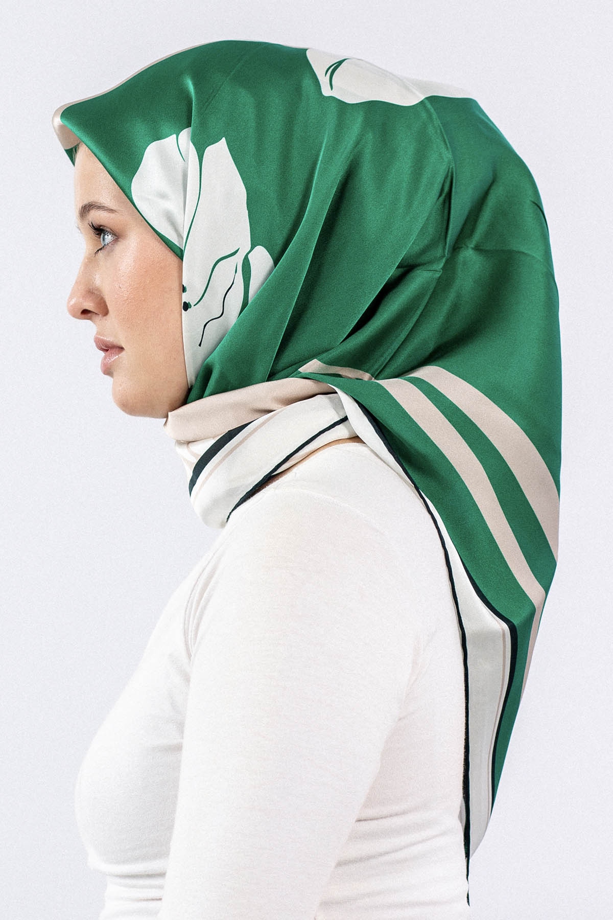 Dg7546 İpek Eşarp Sura - Benetton - 2