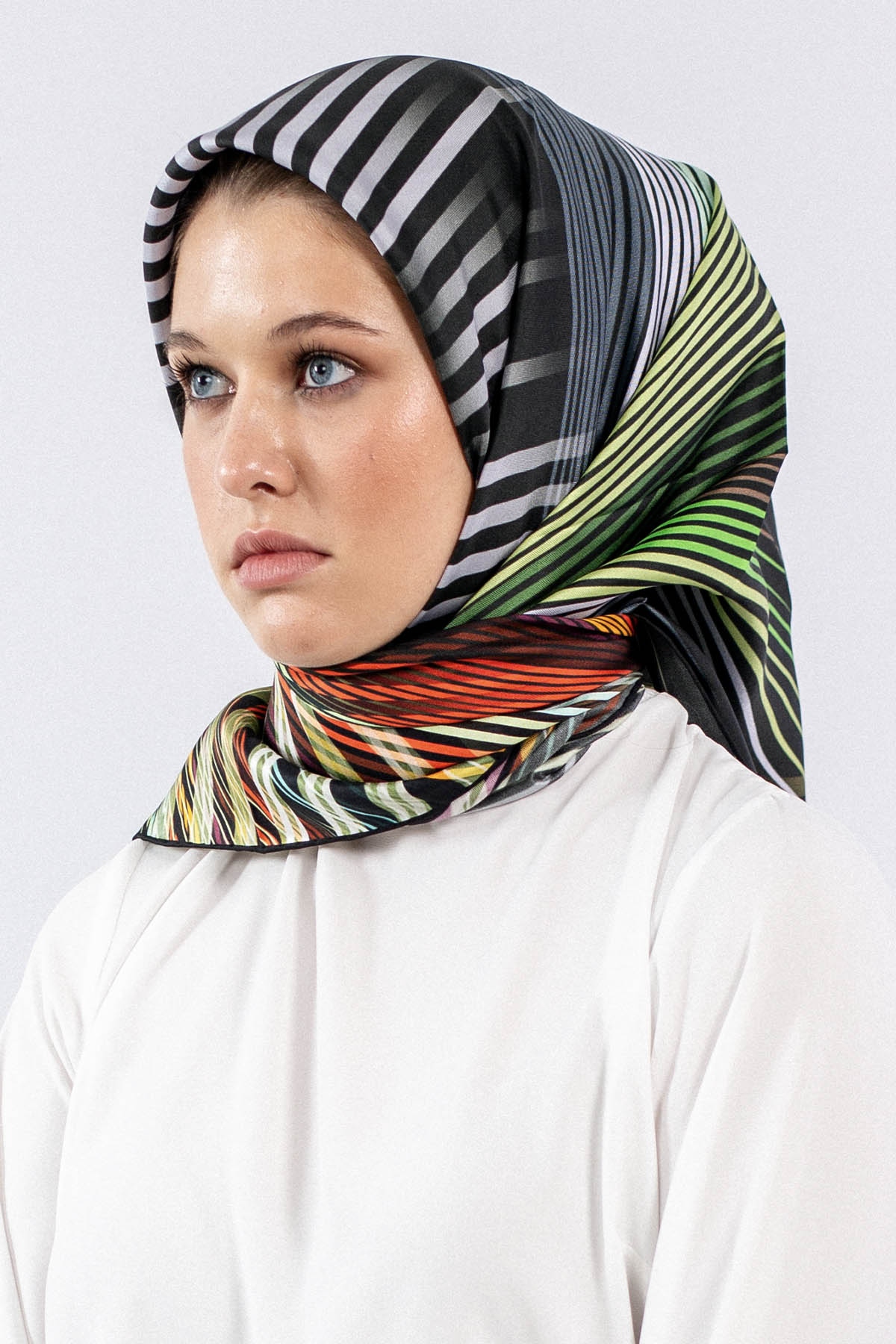 Dg7608 İpek Eşarp - Siyah_yesil - 1