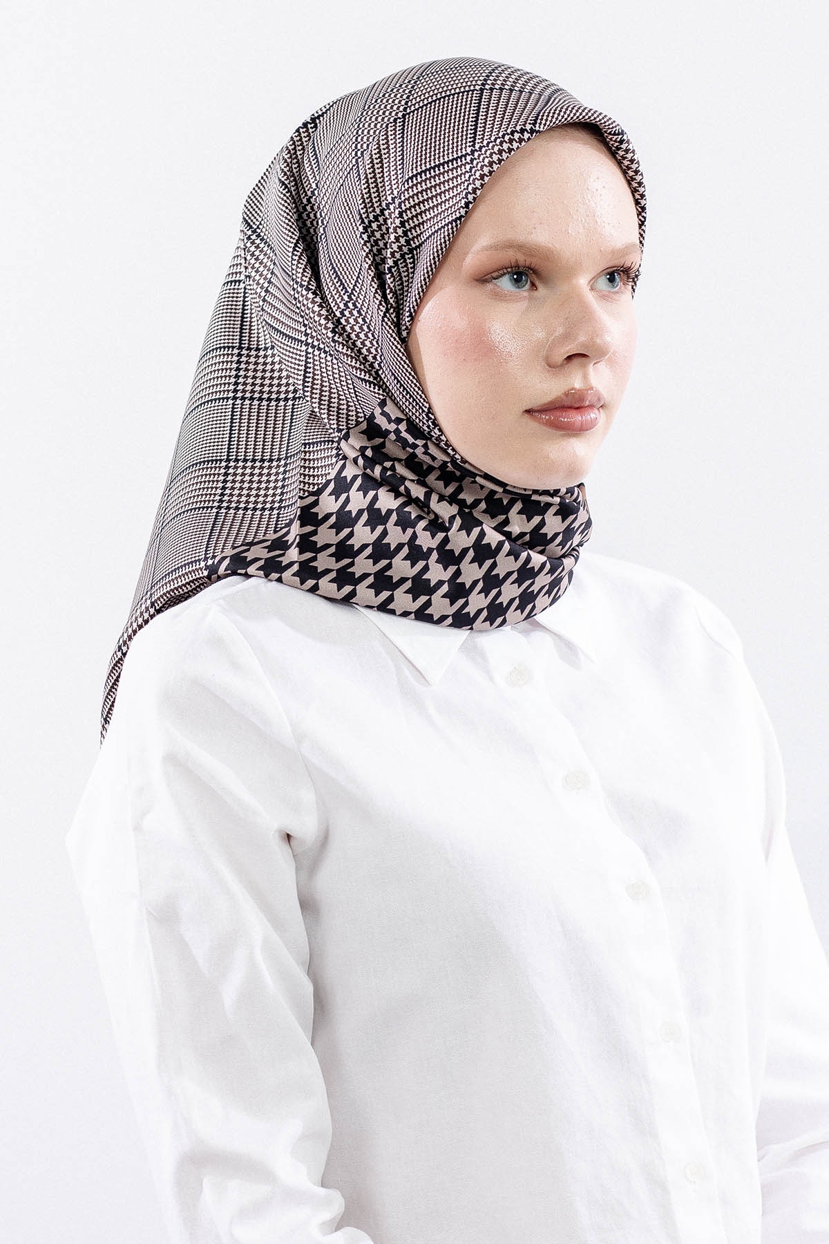 Dg7614 İpek Eşarp 90*90 Kazayagi Tvil - Siyah_kahve - 2