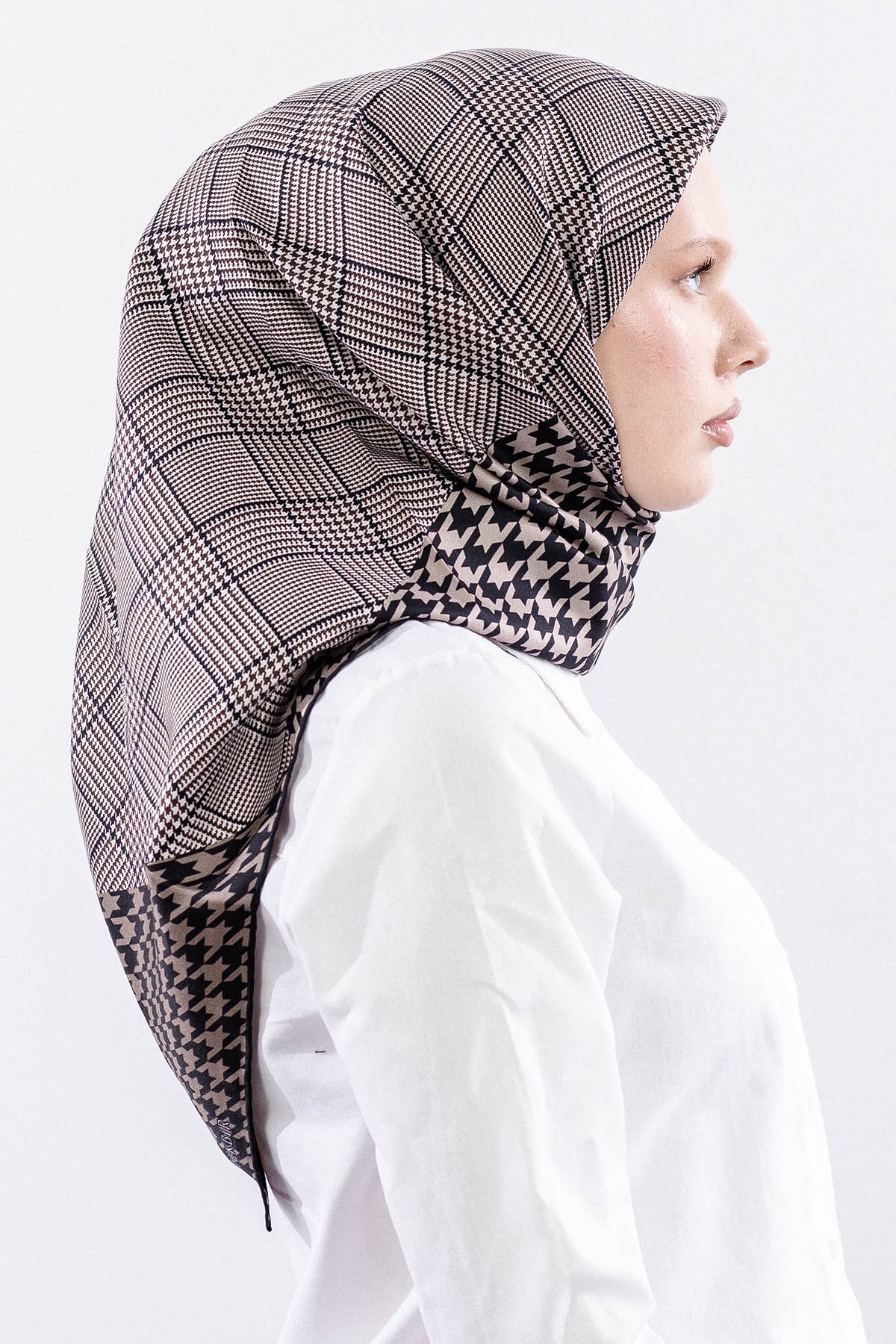 Dg7614 İpek Eşarp 90*90 Kazayagi Tvil - Siyah_kahve - 3