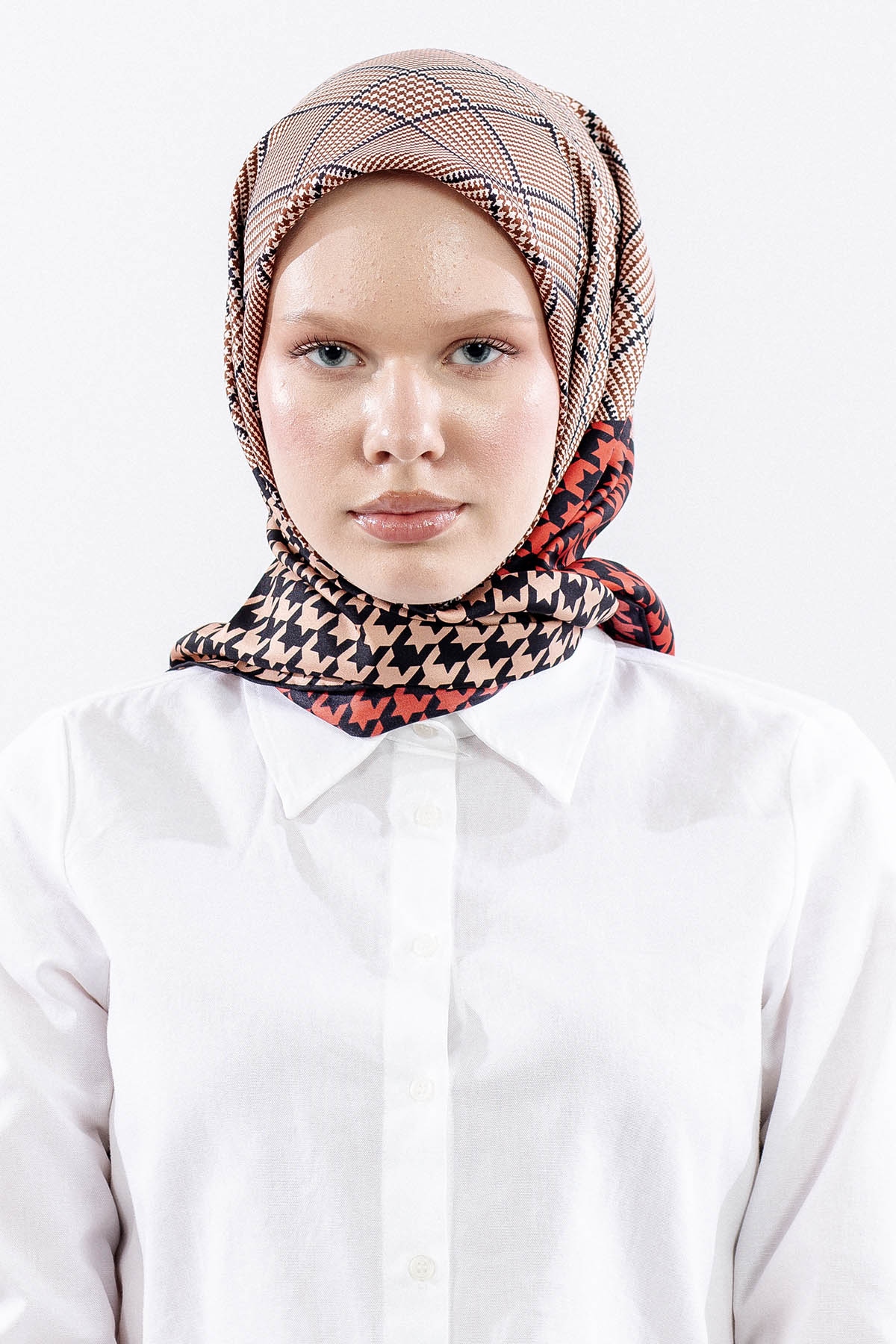 Dg7614 İpek Eşarp 90*90 Kazayagi Tvil - Siyah_kirmizi - 1