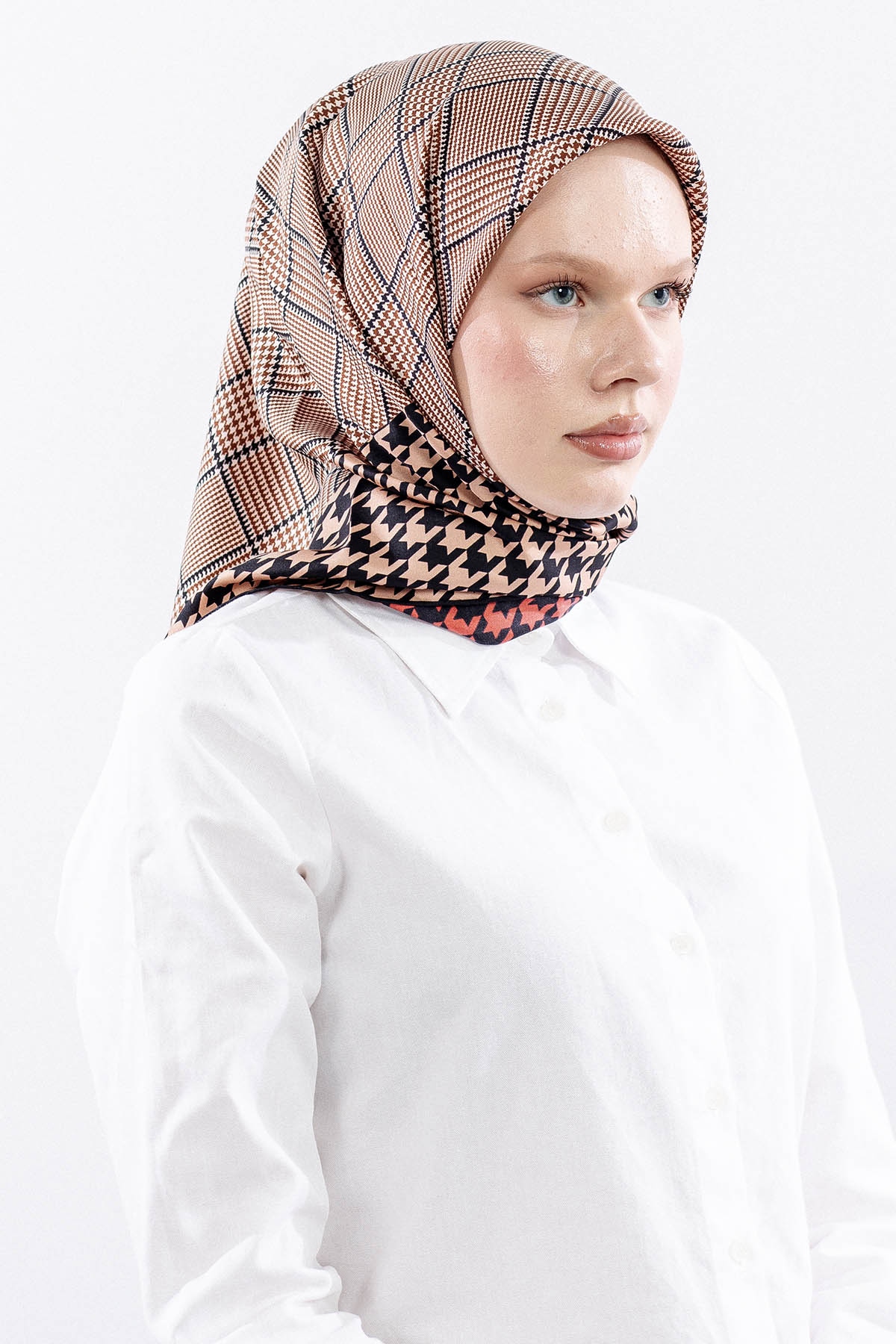 Dg7614 İpek Eşarp 90*90 Kazayagi Tvil - Siyah_kirmizi - 2