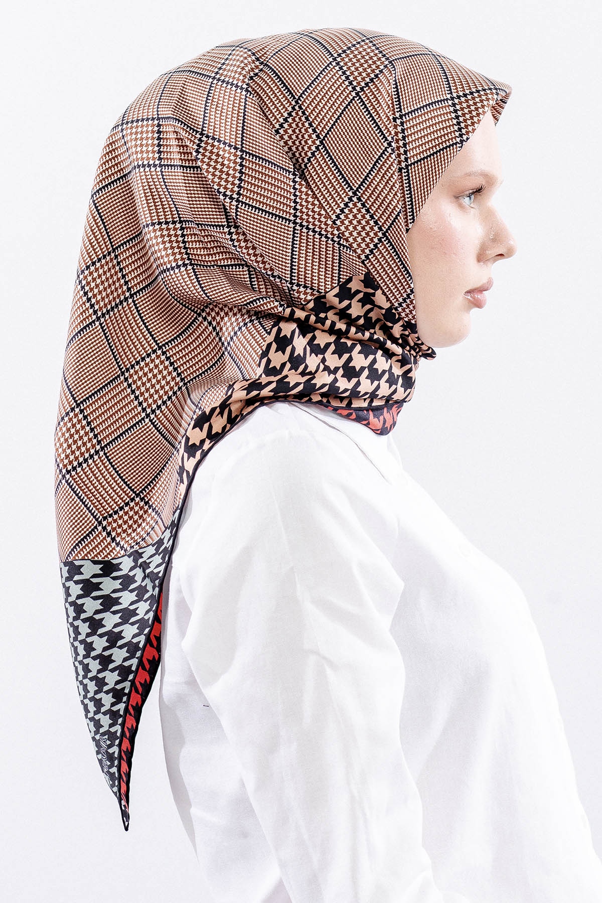 Dg7614 İpek Eşarp 90*90 Kazayagi Tvil - Siyah_kirmizi - 3