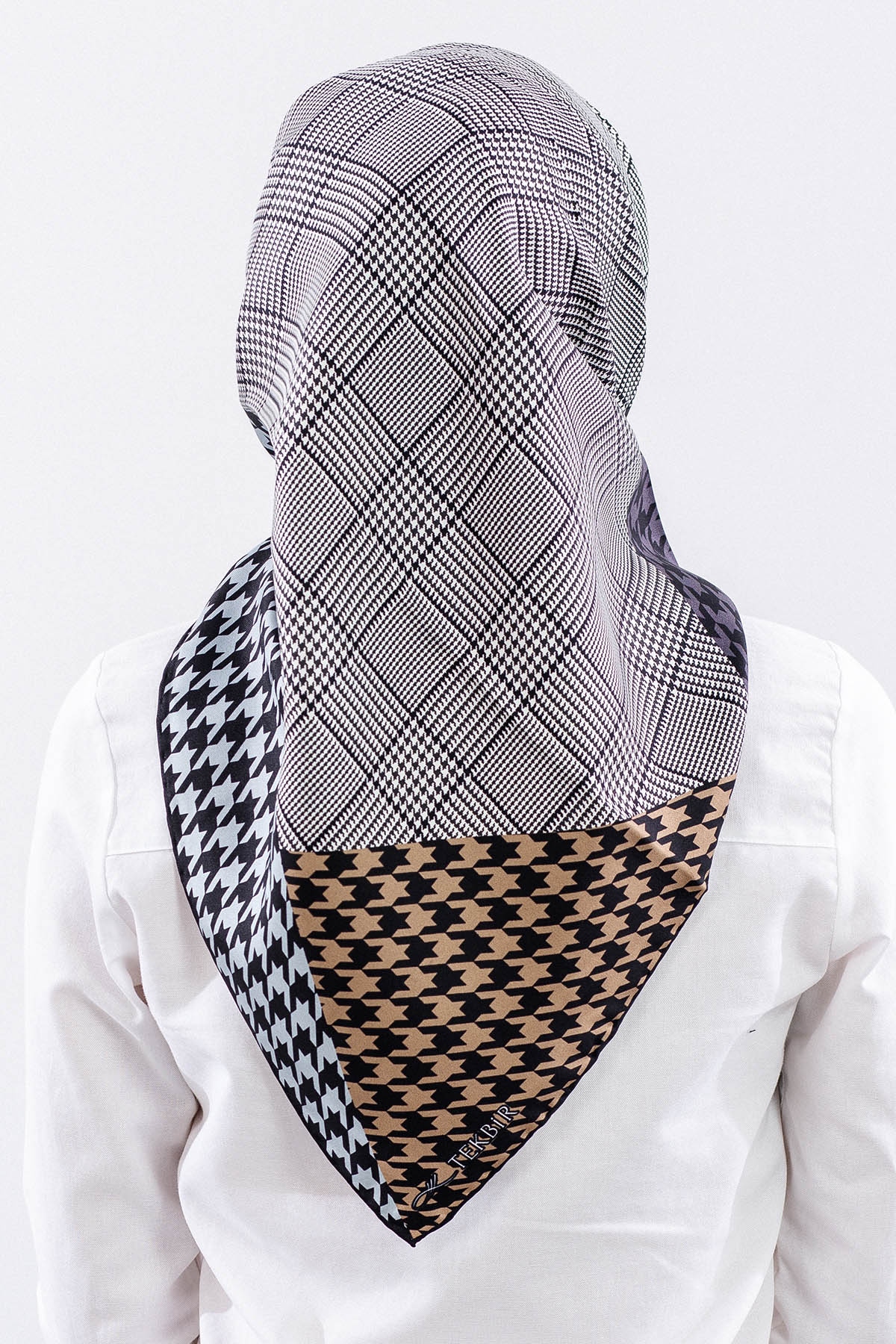 Dg7614 İpek Eşarp 90*90 Kazayagi Tvil - Siyah_murdum - 4