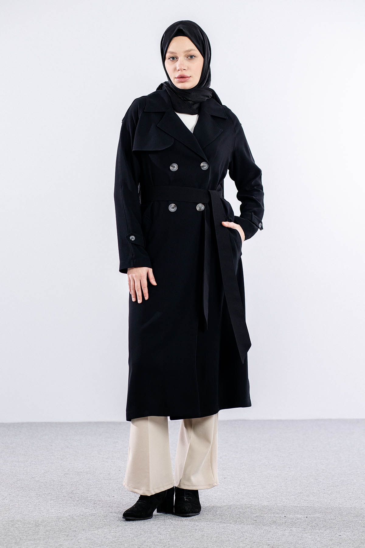 E-1447 Kap 38-44 Krep - Siyah - 1