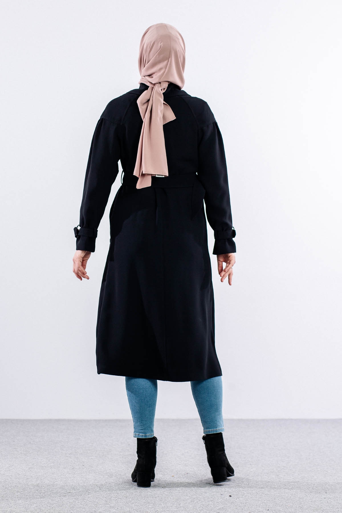 E-1515 Kap 38-44 Krep - Siyah - 4