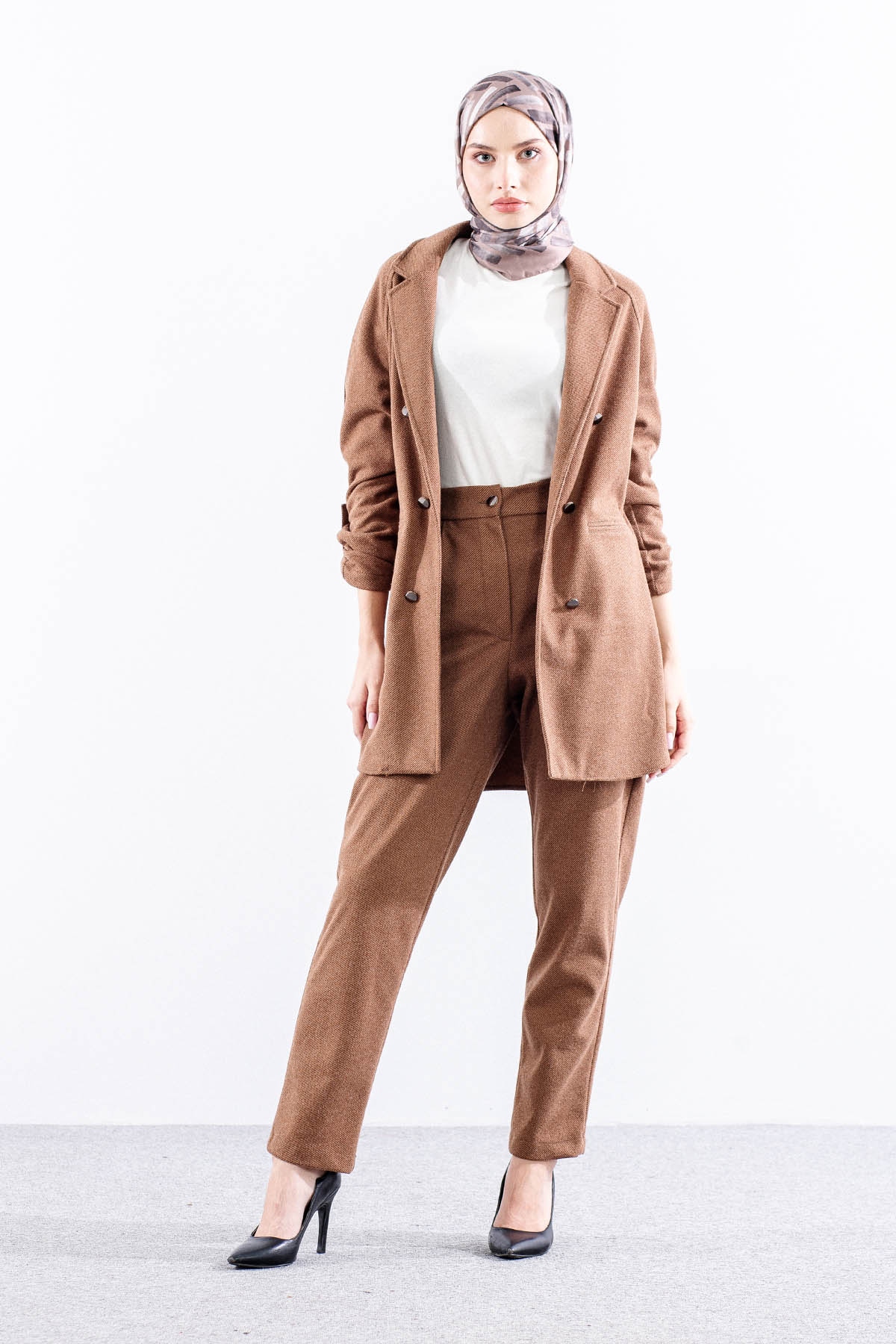 F1506 Takim 38-48 Baliksirti Kase Kumas - A_kahve - 1