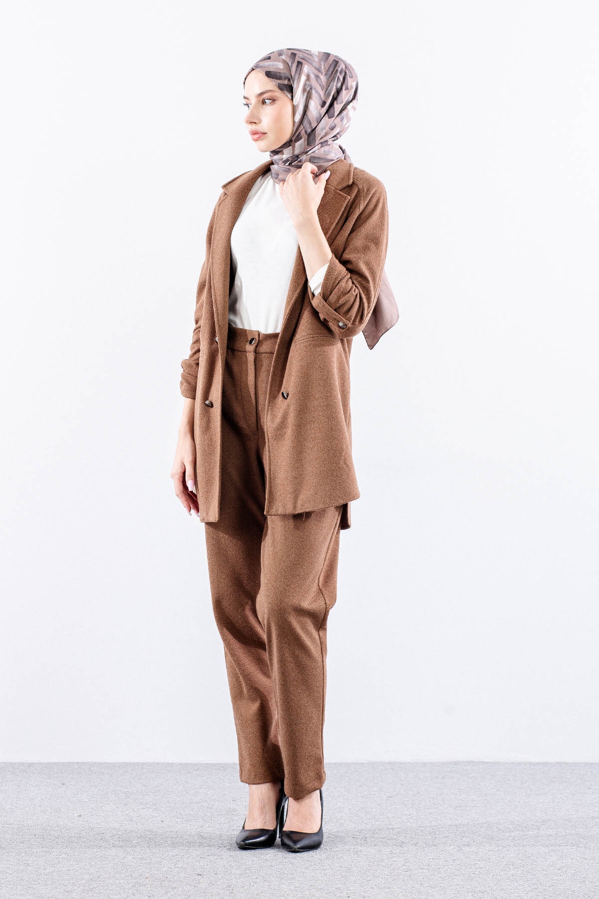 F1506 Takim 38-48 Baliksirti Kase Kumas - A_kahve - 2