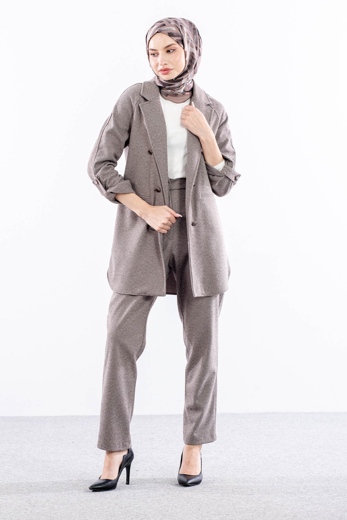 F1506 Takim 38-48 Baliksirti Kase Kumas - Kahve - 1