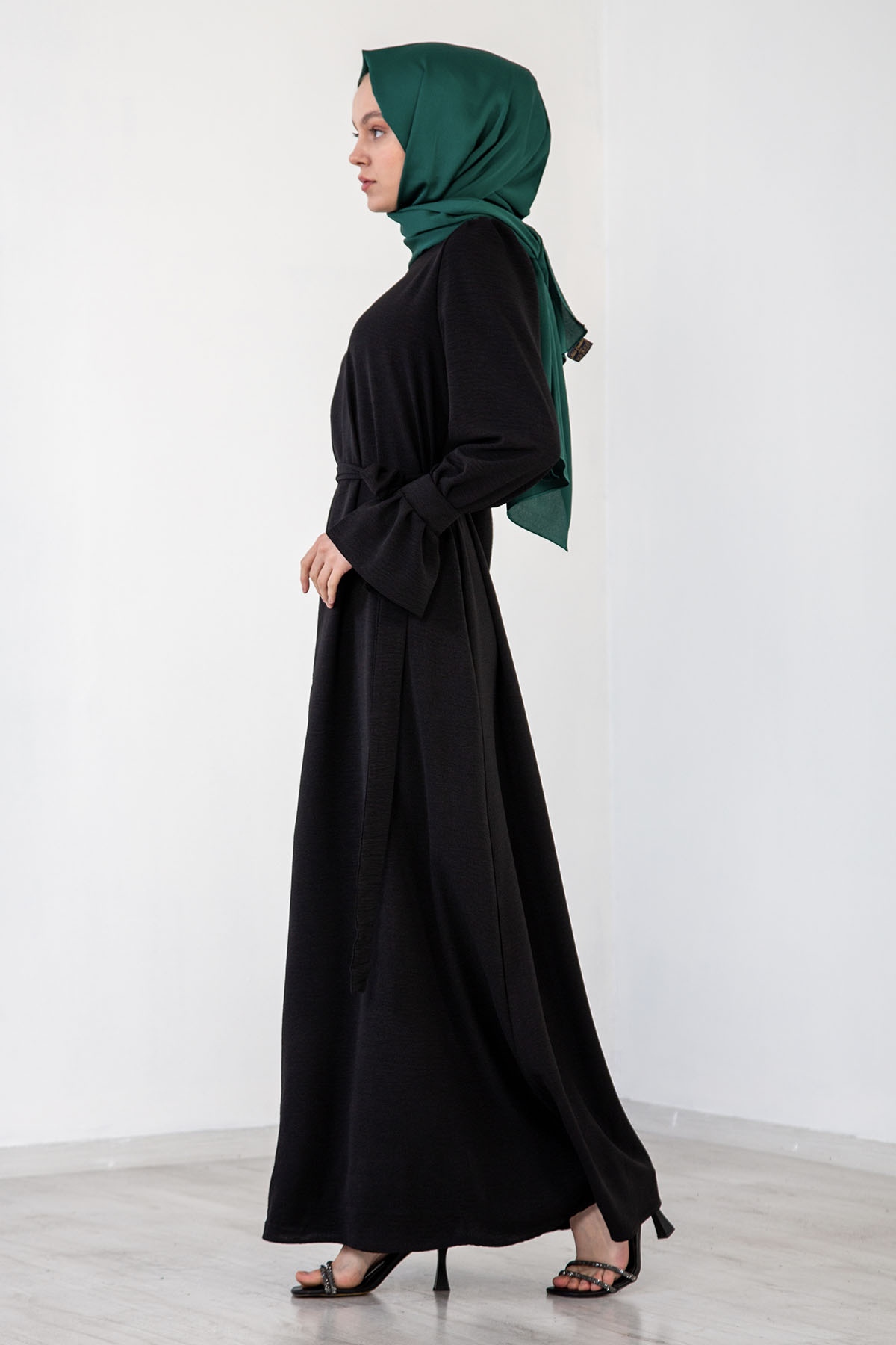 Kolu Pileli Elbise 38-48 - Siyah - 4