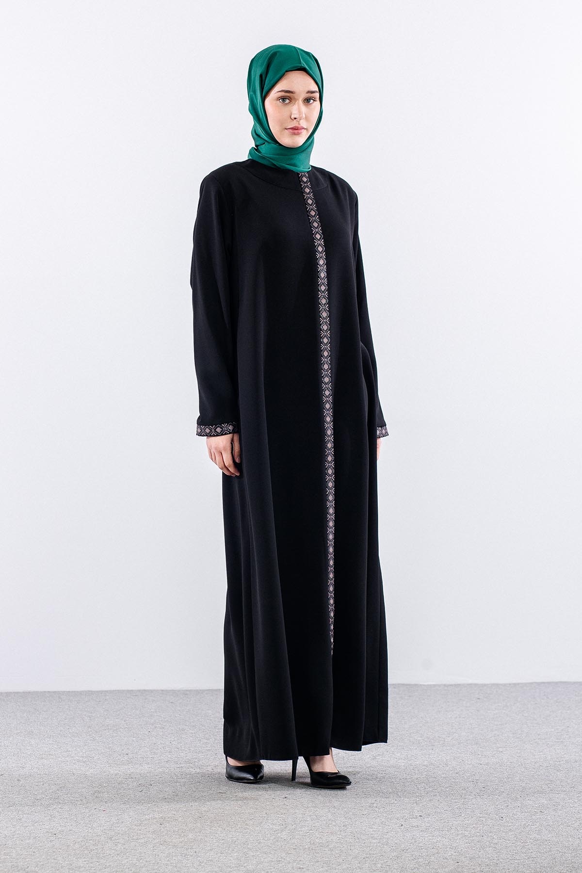 M2202 Ferace 44-60 Nakis Detay - Siyah - 2