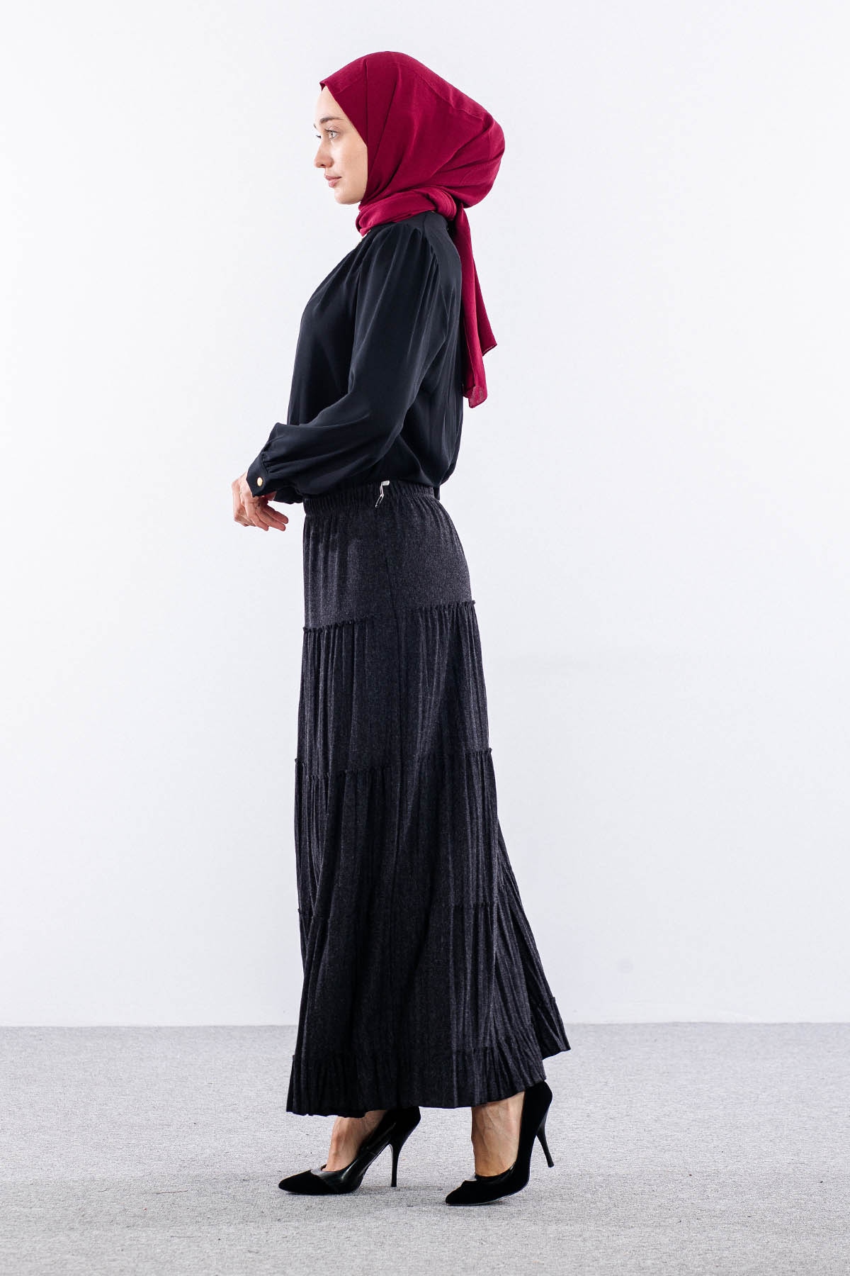 N8630 Etek 3-4-5-6-7 Yün Kumas - Siyah - 3