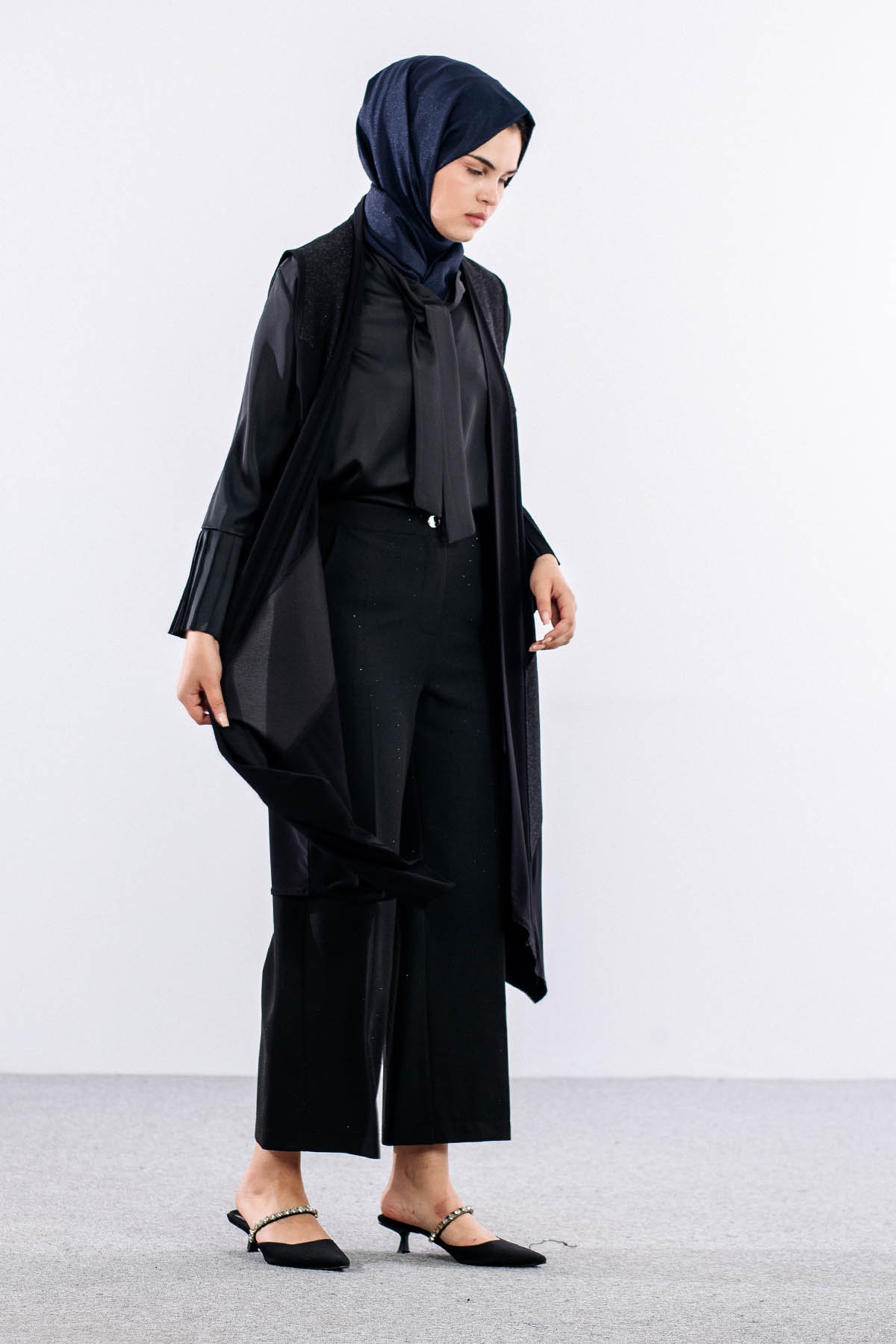 Sevda Yelek 4-5-6-7 - Siyah  - - 2