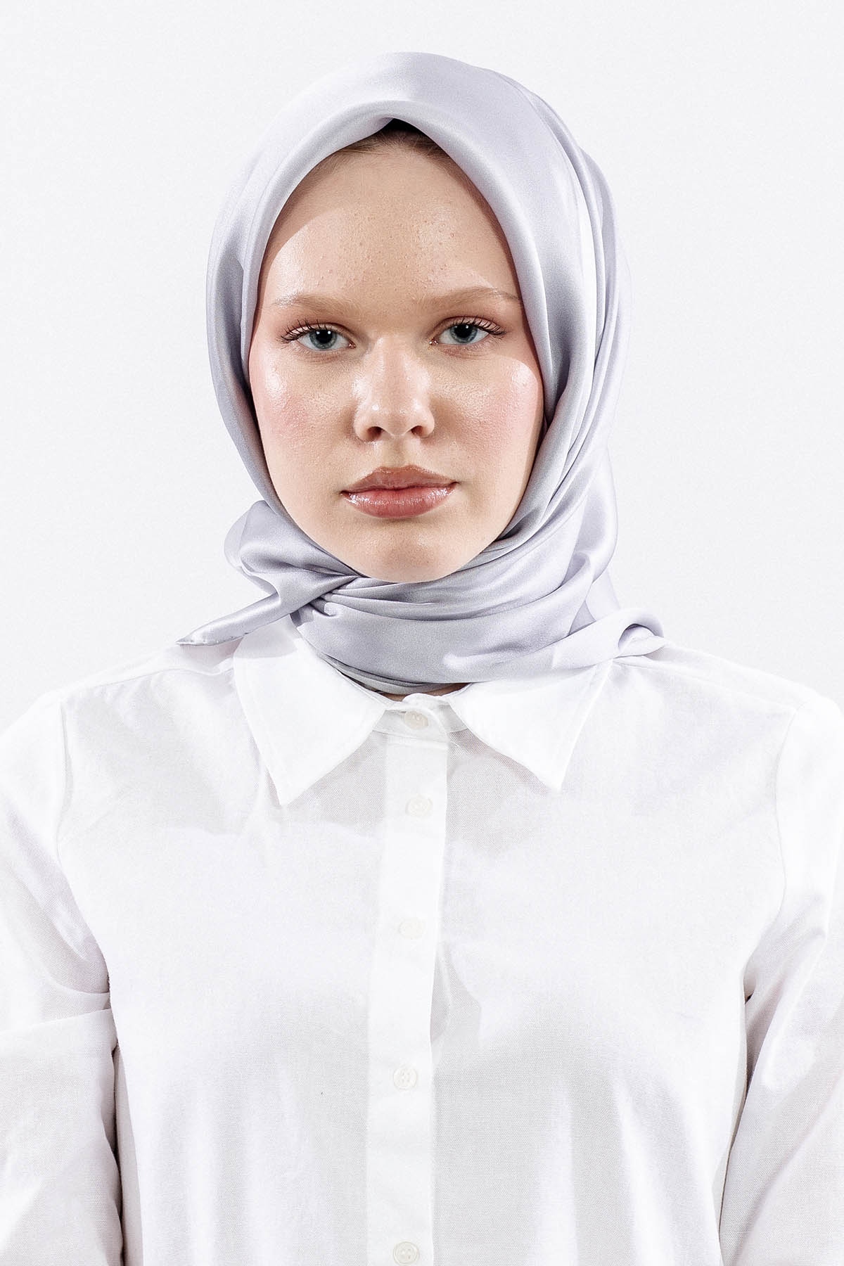 Sura İpek Eşarp 90*90 Sade - Gumus - 1