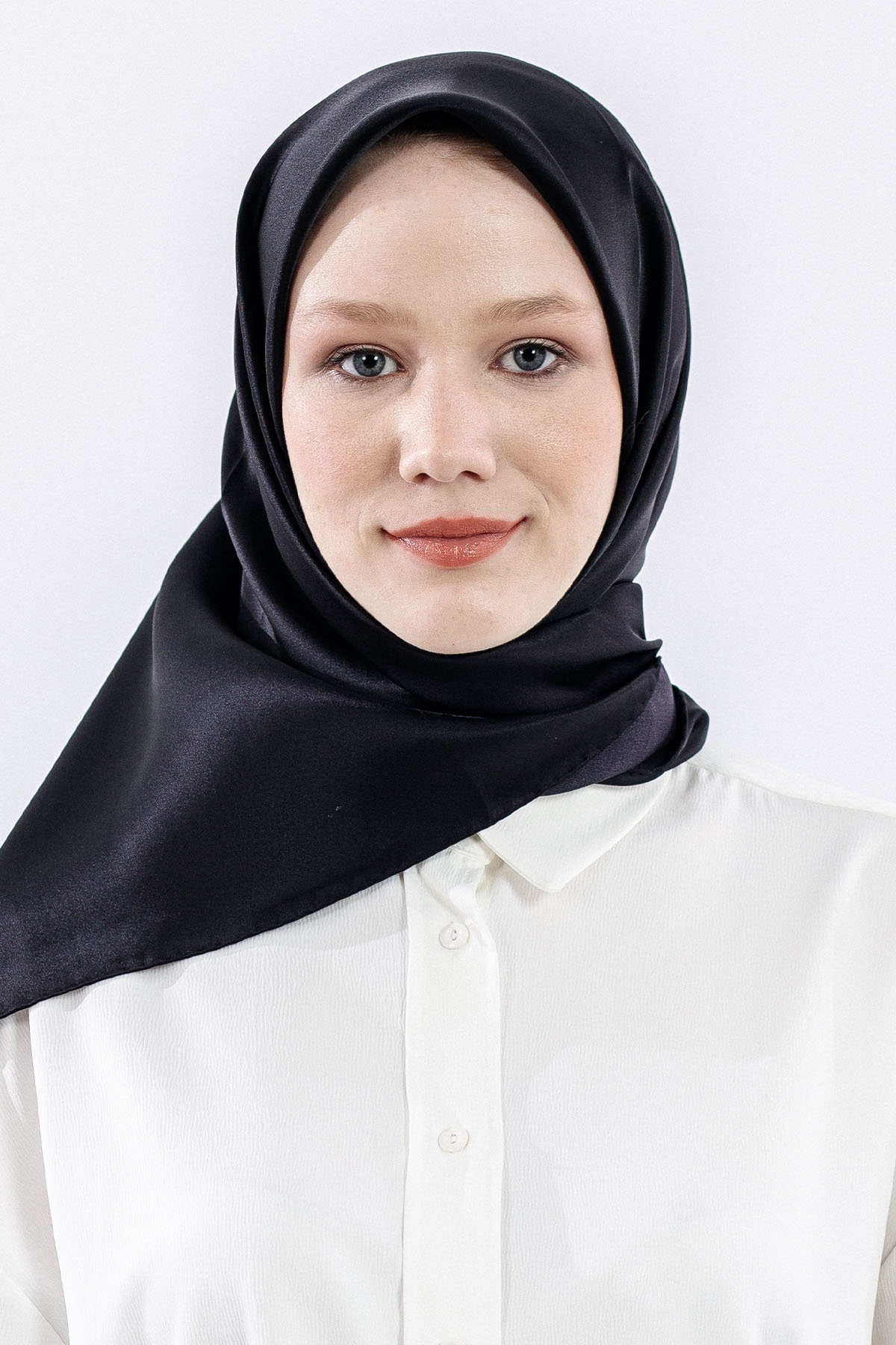 Sura İpek Eşarp Sade - Siyah - 1