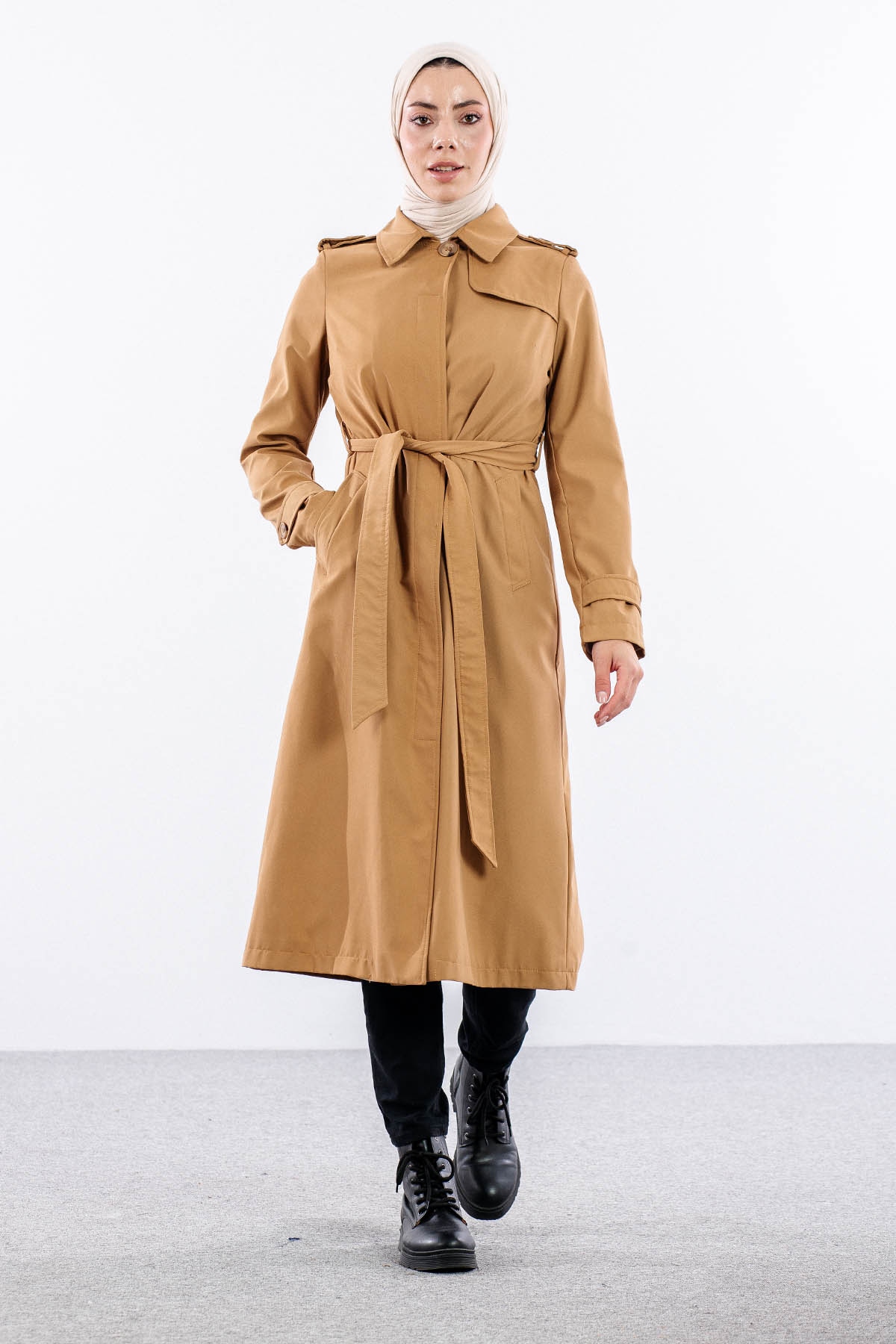 T1561 Trenç Kap 38-48 - Camel - 1