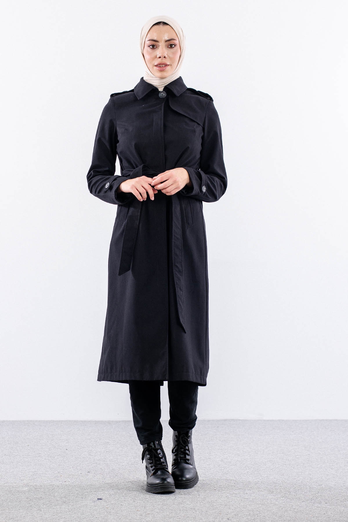 T1561 Trenç Kap 38-48 - Siyah - 1