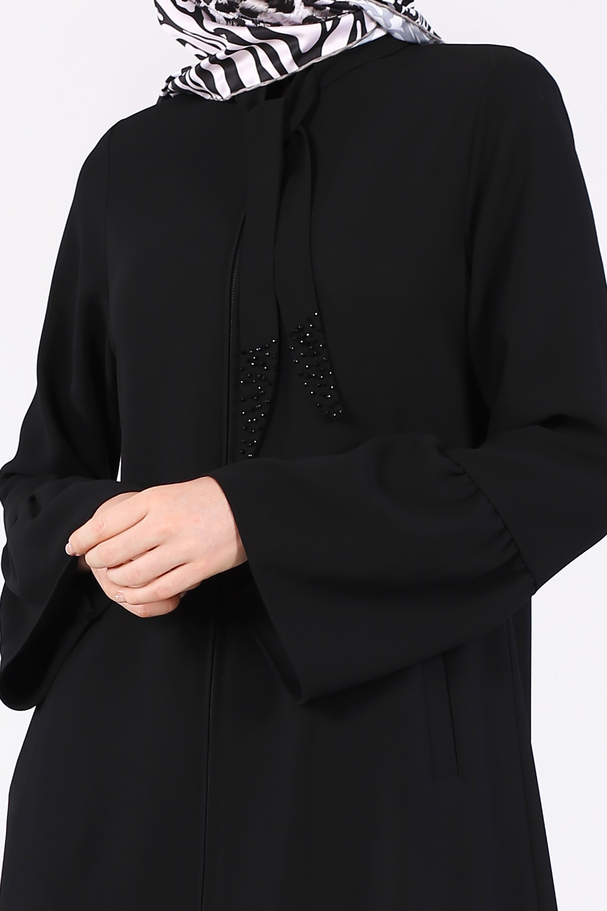 Taş Detaylı Ferace Siyah - 6